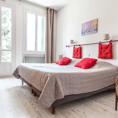 Hotel La Grande Eperviere 3*